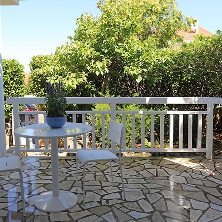 Apartment Hudan Malinska Dış mekan fotoğraf
