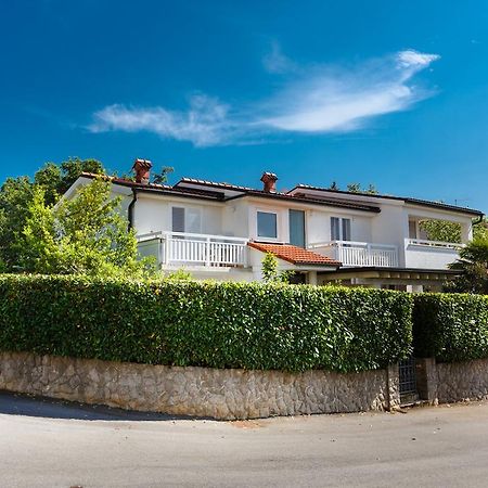 Apartment Hudan Malinska Dış mekan fotoğraf