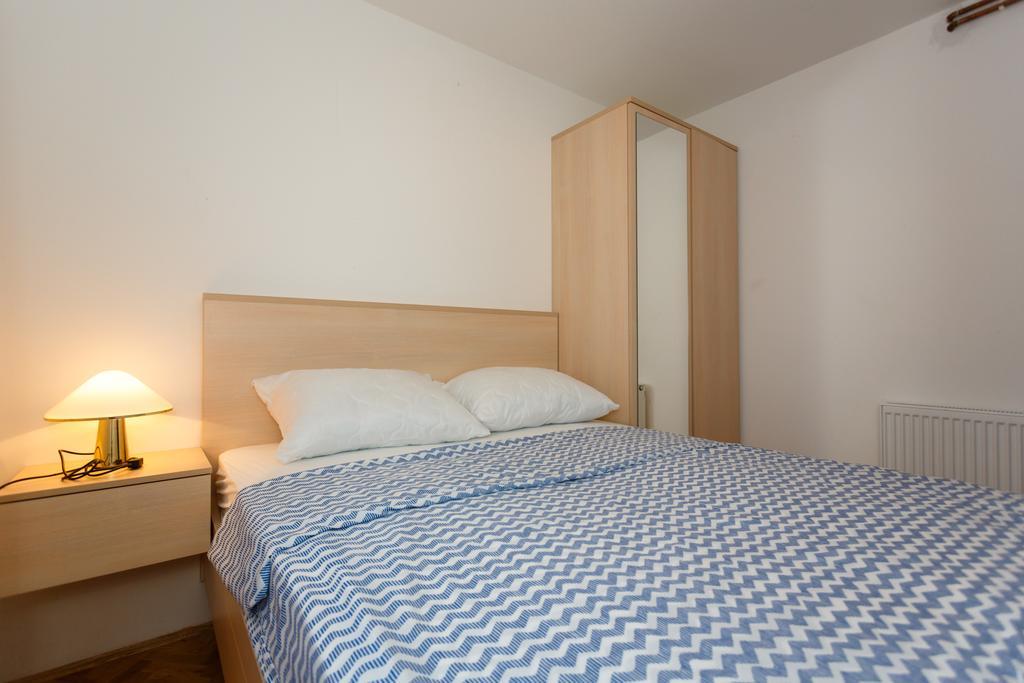 Apartment Hudan Malinska Dış mekan fotoğraf
